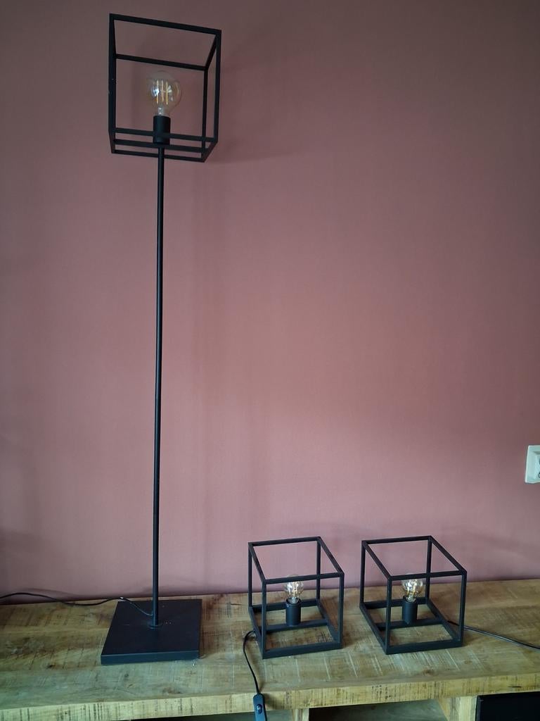 Sta lamp met 2 losse lampen, Ophalen