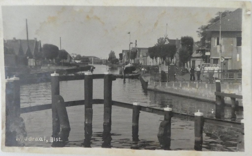 Ansichtkaart IJlst, Wijddraai, 1943, Ophalen of Verzenden, 1940 tot 1960, Gelopen, Friesland