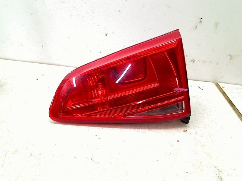 Achterlicht Rechts Achterklep origineel Golf VII (AUA) 2012, Auto-onderdelen, Gebruikt, Volkswagen, Volkswagen AG, Kundenbetreuung@volkswagen.de