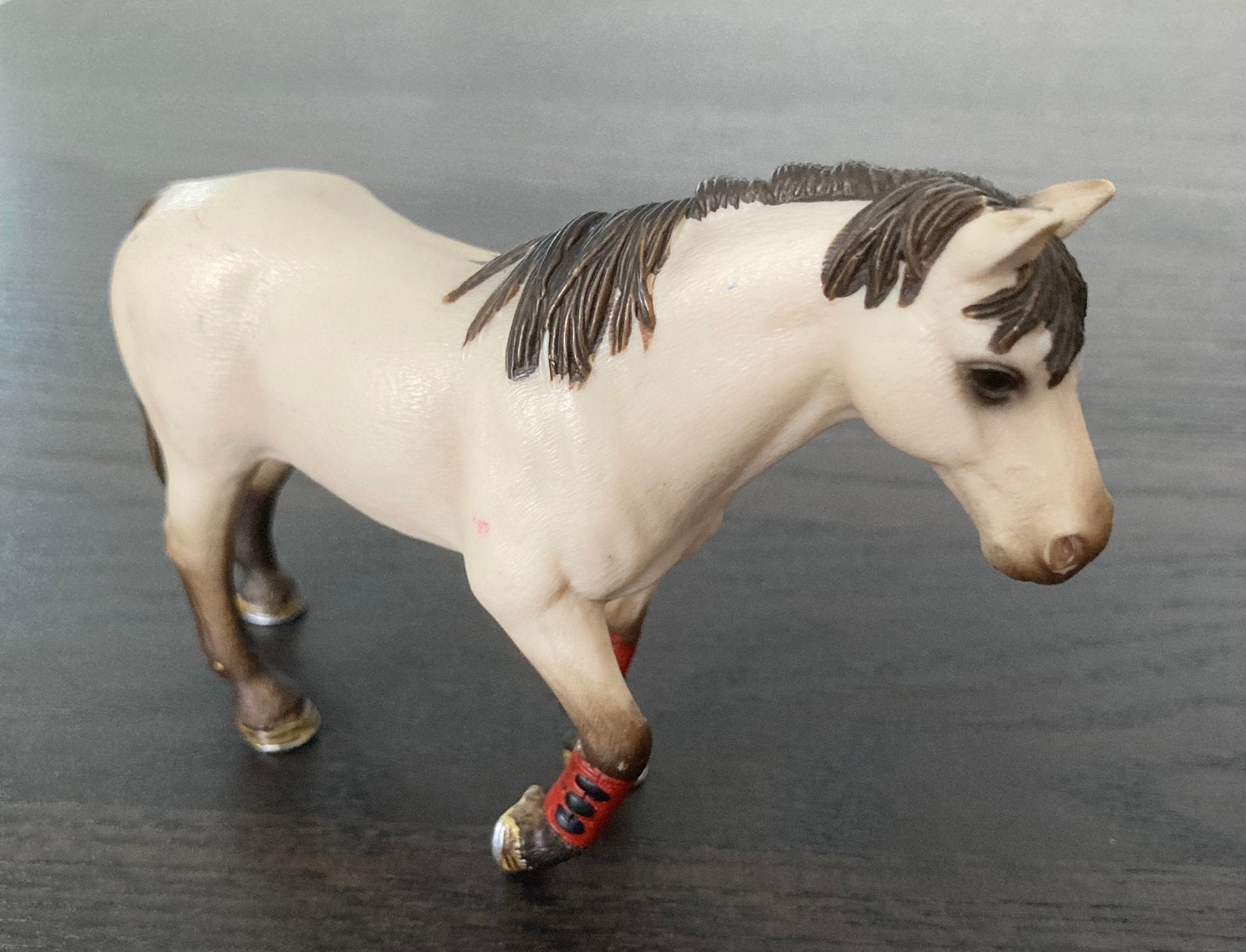 Schleich 2011 manegepaard (12,5 cm), Ophalen of Verzenden, Gebruikt, Paard, Beeldje of Figuurtje