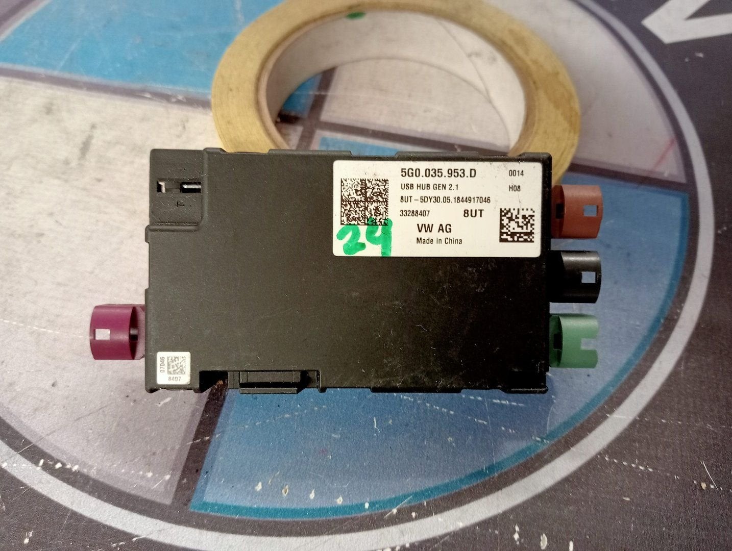 vw golf 7 r facelift 2018 usb hub 5g0035953d, Gebruikt, -, Volkswagen, -