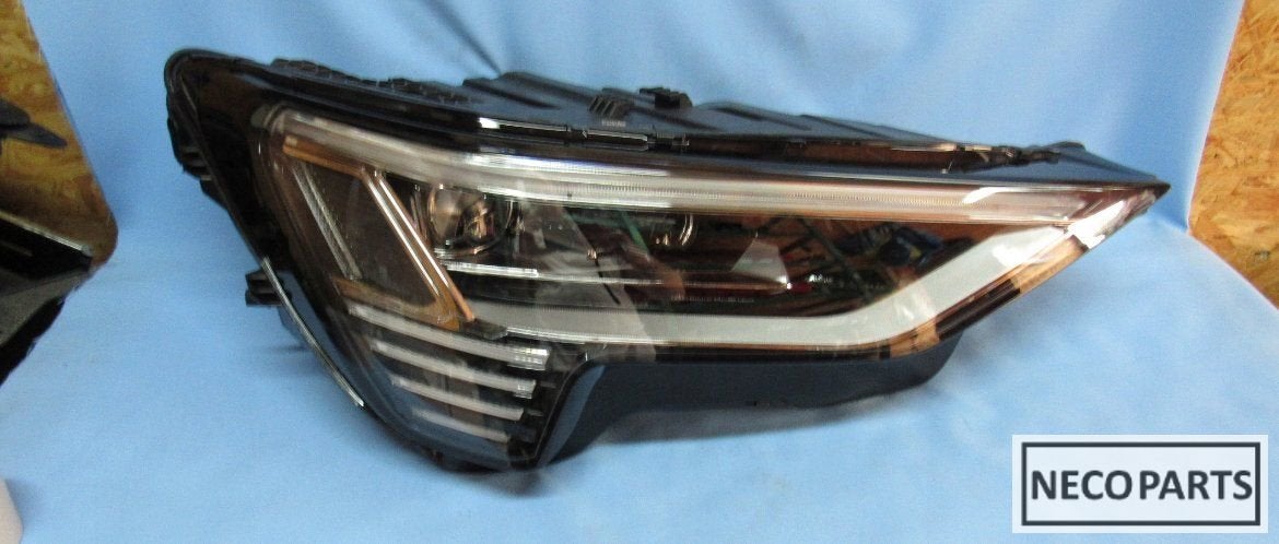 AUDI E-TRON 4KE DIGITAL MATRIX KOPLAMP ALLES LEVERBAAR, Gebruikt, -, -, -