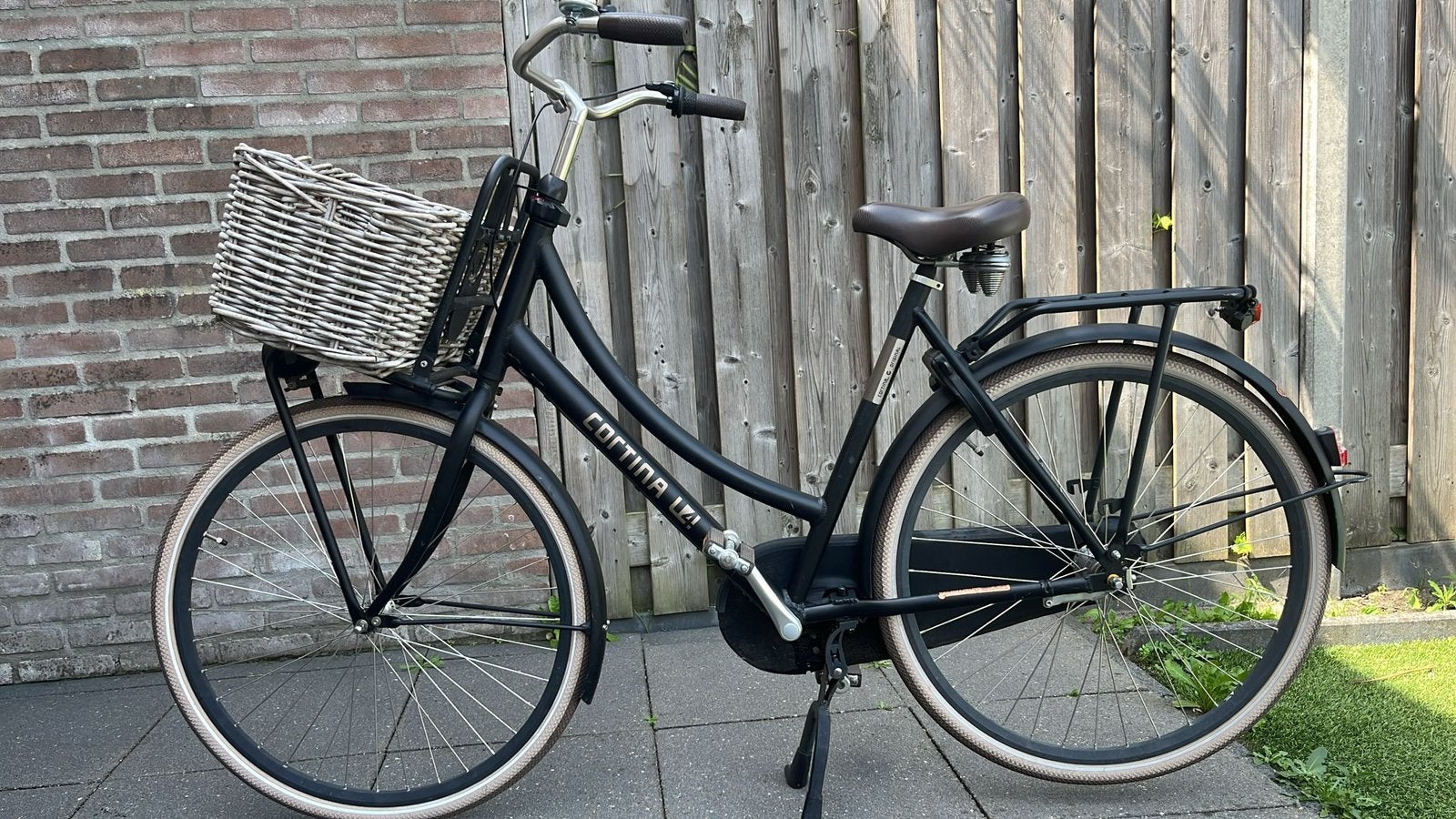 Cortina U4 D57 Jet Black Matt R3, 56 cm of meer, Ophalen, Zo goed als nieuw