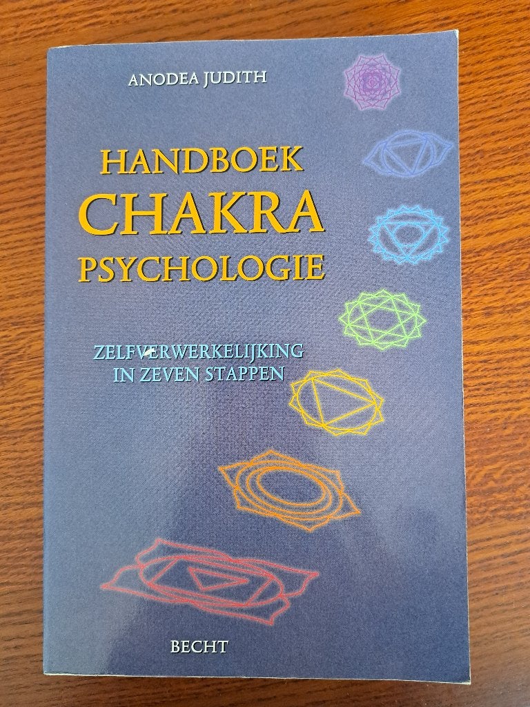 Handboek chakrapsychologie – Anodea Judith – 2e druk, Boeken, Ophalen of Verzenden, Gelezen, Spiritualiteit algemeen, Overige typen