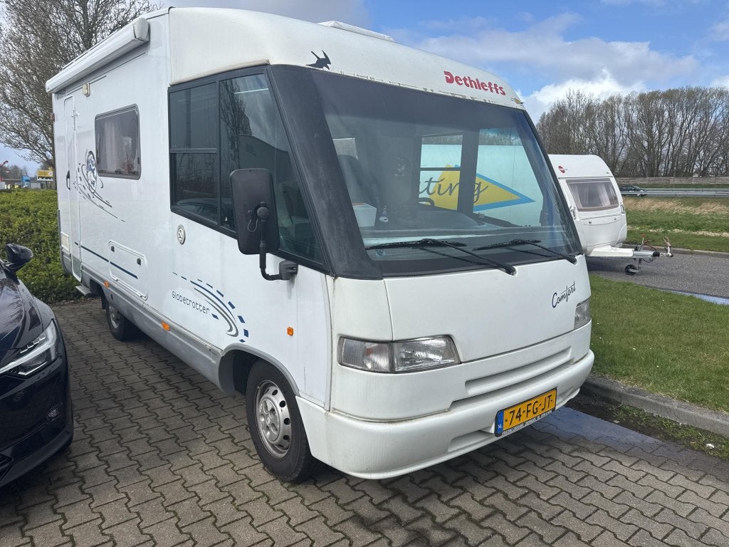 Dethleffs Globetrotter 5832, Integraal, Koelkast, Treinzit, Bedrijf
