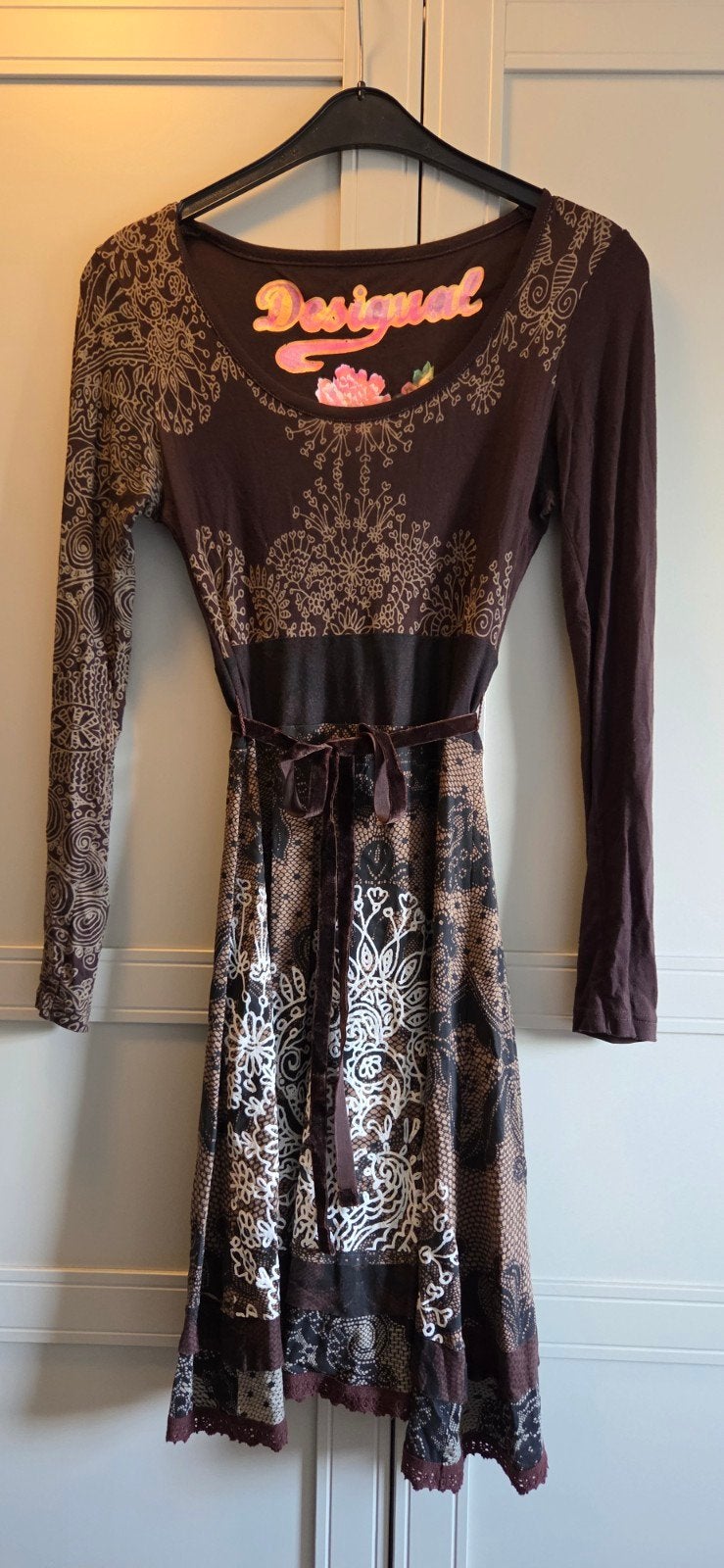 Desigual bruine jurk maat M, Maat 38/40 (M), Bruin, Ophalen of Verzenden, Desigual