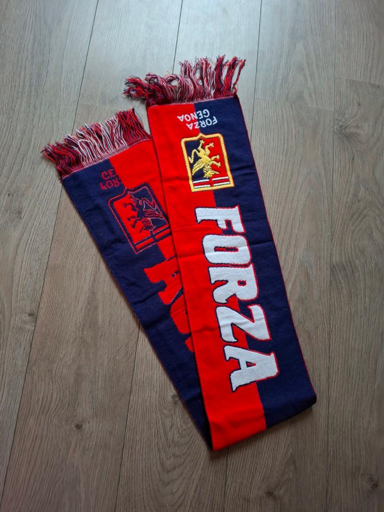 Voetbal sjaal Forza Genoa, Ophalen of Verzenden, Zo goed als nieuw, Buitenlandse clubs, Vaantje of Sjaal