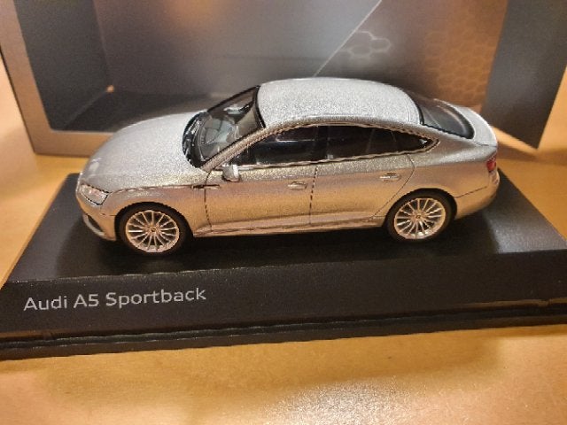 Audi A5 sportback 1/43, Ophalen of Verzenden, Nieuw, Auto, Overige merken