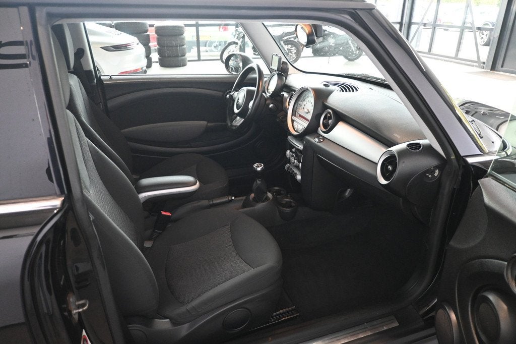 MINI Mini 1.4 One Business Line Airco Cruise control Licht m, Auto's, Mini, Stof, Gebruikt, 4 cilinders, Met garantie (alle)