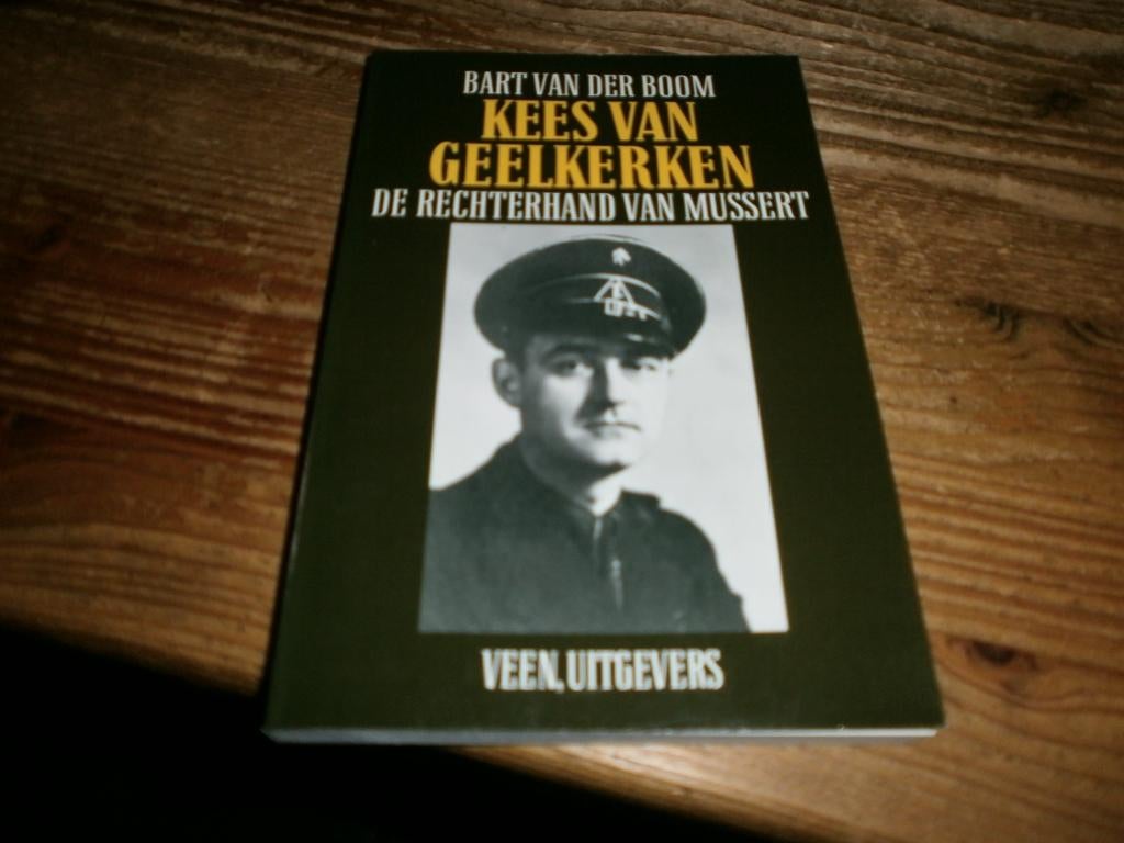 kees van geelkerken rechterhand van mussert met fotos, Boeken, Ophalen of Verzenden, Tweede Wereldoorlog, Nieuw, Overige onderwerpen