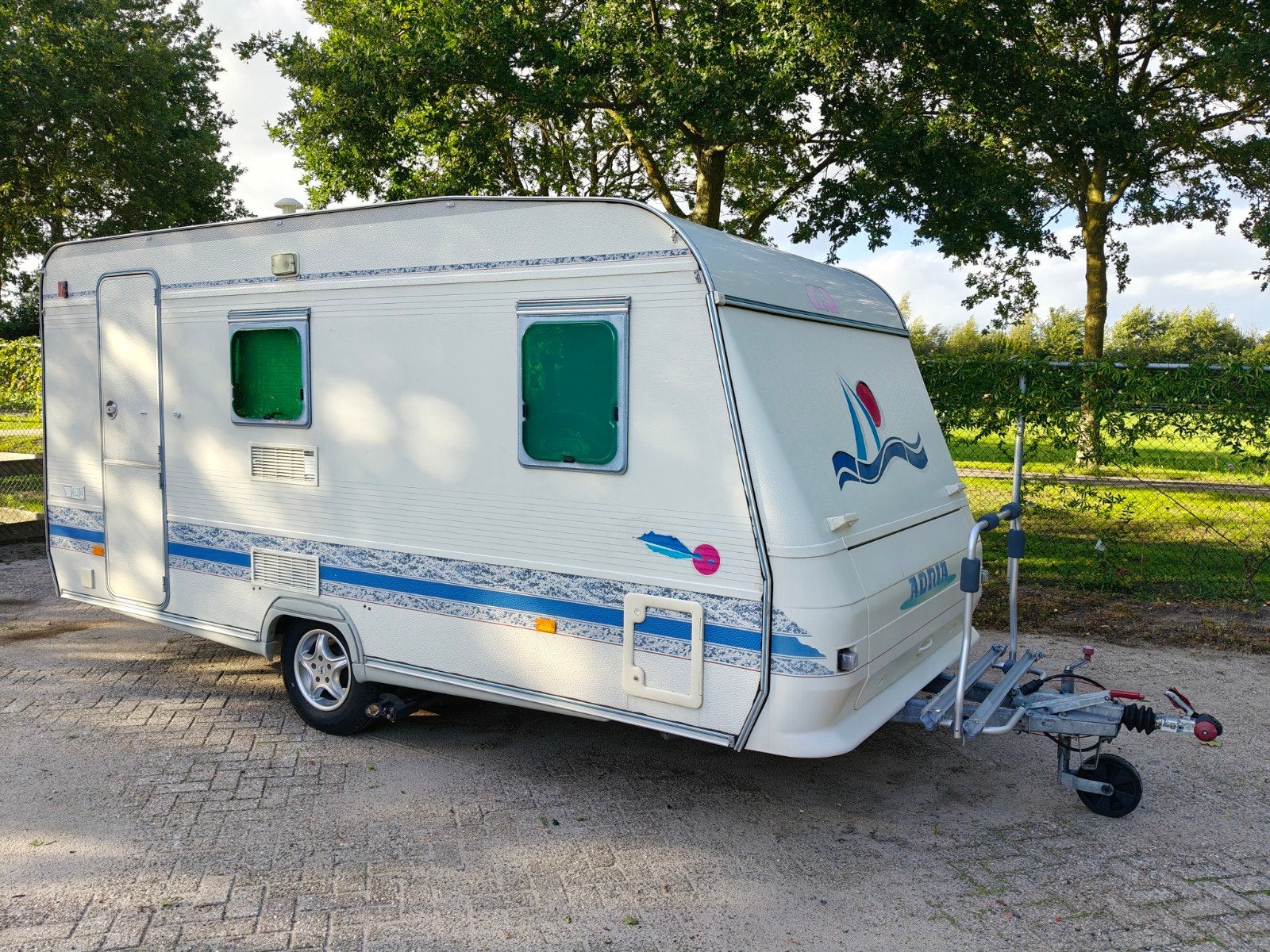 Adria  432 PX Unica B zeer compleet!, Treinzit, 750 - 1000 kg, Adria, 4 tot 5 meter
