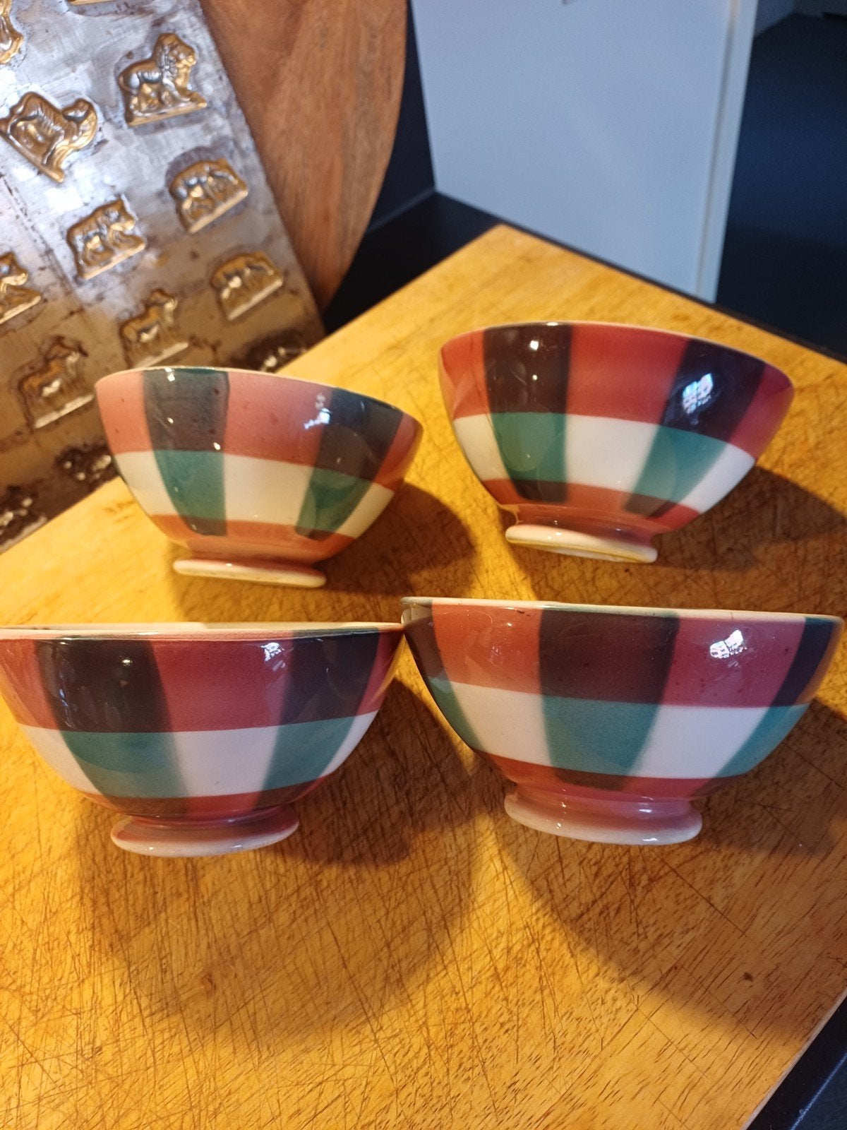 Mooie brocante Franse Spoelkommen ruit decor, Verzenden