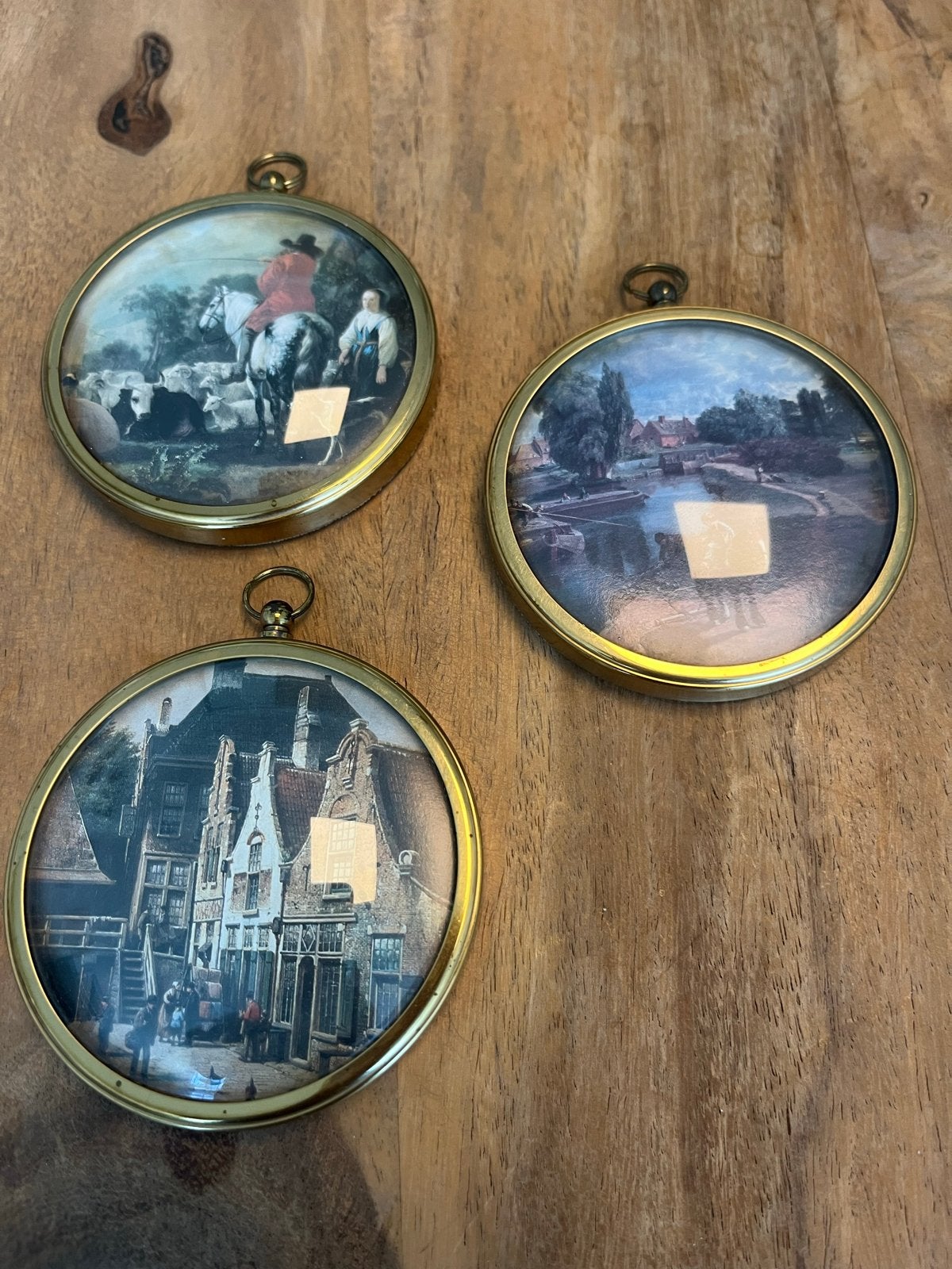 Set van 3 Miniatuur Schilderijen Peter Bates, Antiek en Kunst, Overige ondergronden, Ophalen of Verzenden, Landschap, Klassiek