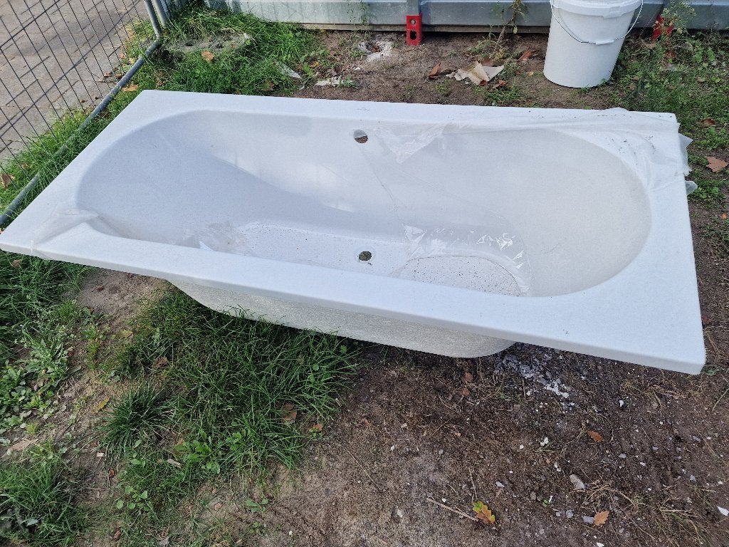 Sanitair V&B Bad 180x80, Ophalen, Zo goed als nieuw, Bad