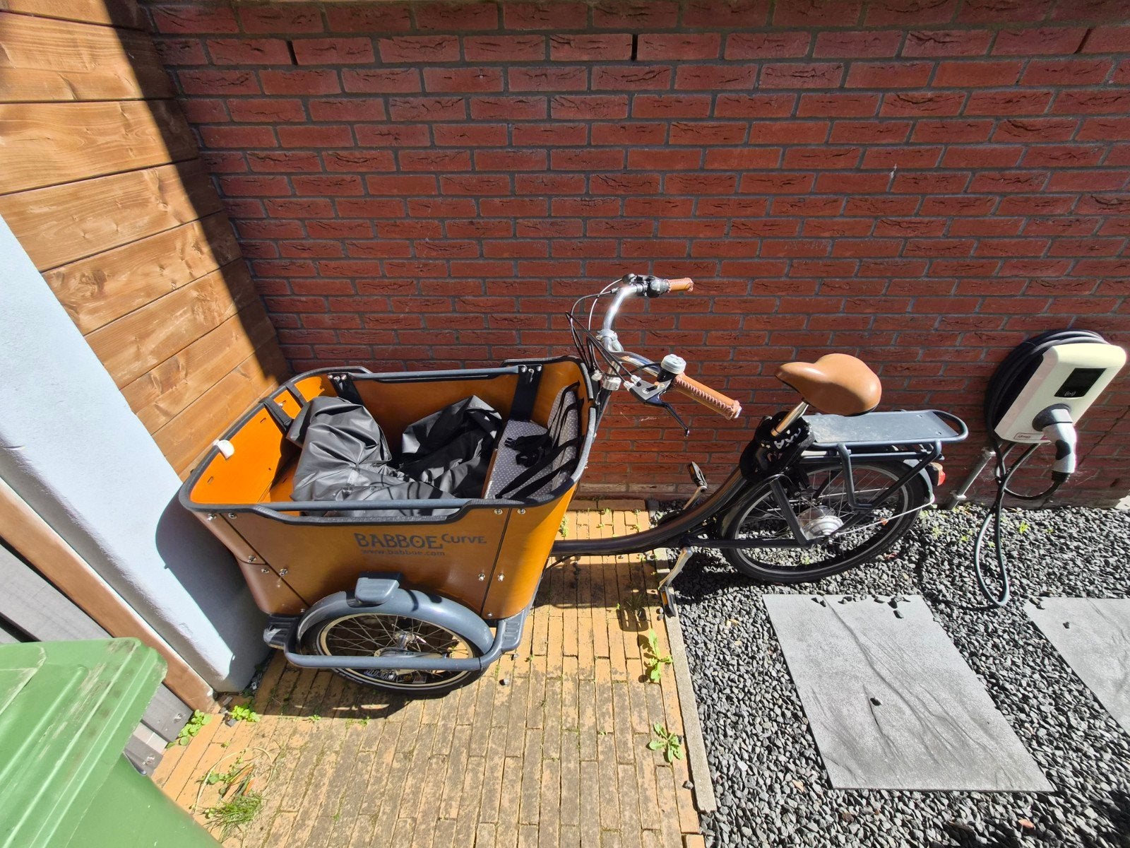 Babboe Curve Electrische bakfiets - nieuwe accu, Fietsen en Brommers, Fietsen | Bakfietsen, 4 kinderen of meer, Gebruikt, Huif