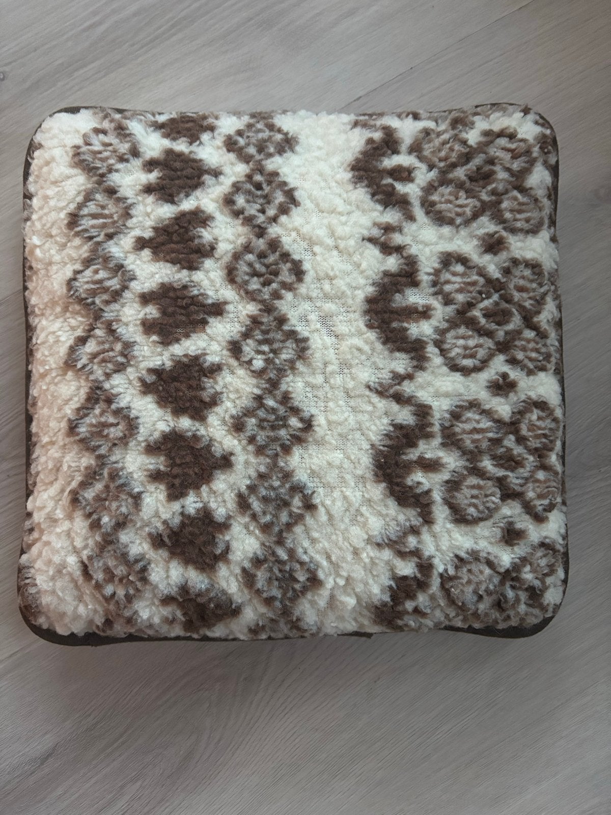 Schapenwol Kussen 35x35 - Zacht en Decoratief, Meerkleurig, Vierkant, Ophalen of Verzenden, Zo goed als nieuw