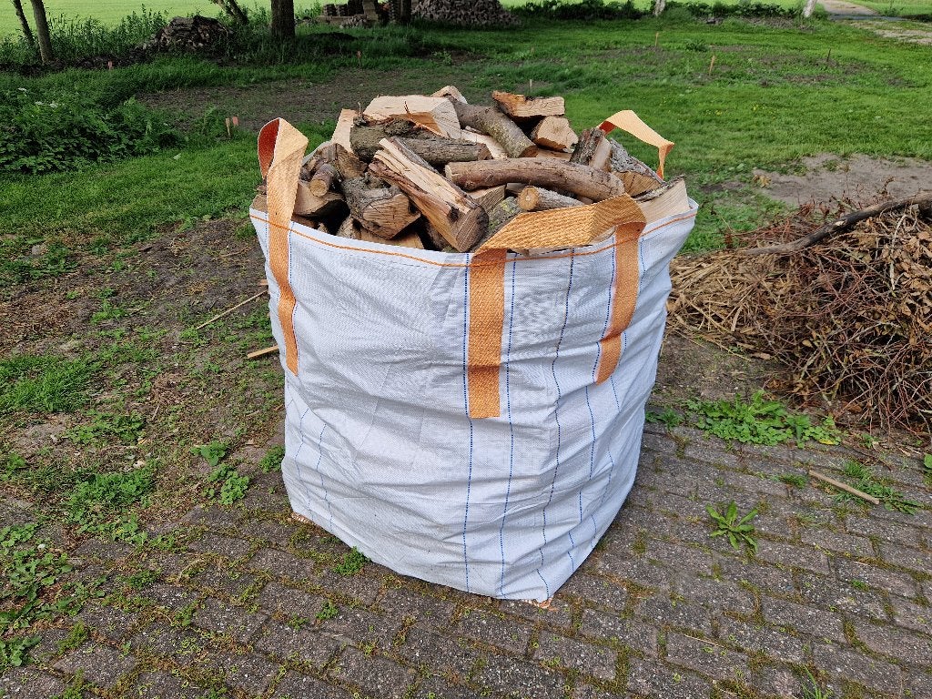 1 kuub vers gekloofd haardhout, Tuin en Terras, Haardhout, Minder dan 3 m³, Ophalen, Overige houtsoorten, Blokken