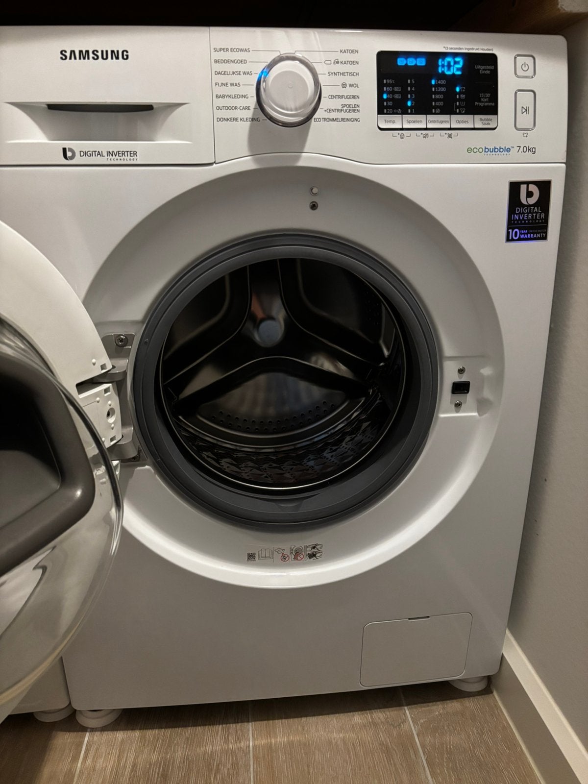 Foto 5 van Samsung wasmachine + warmtepompdroger 7 kg – nette set