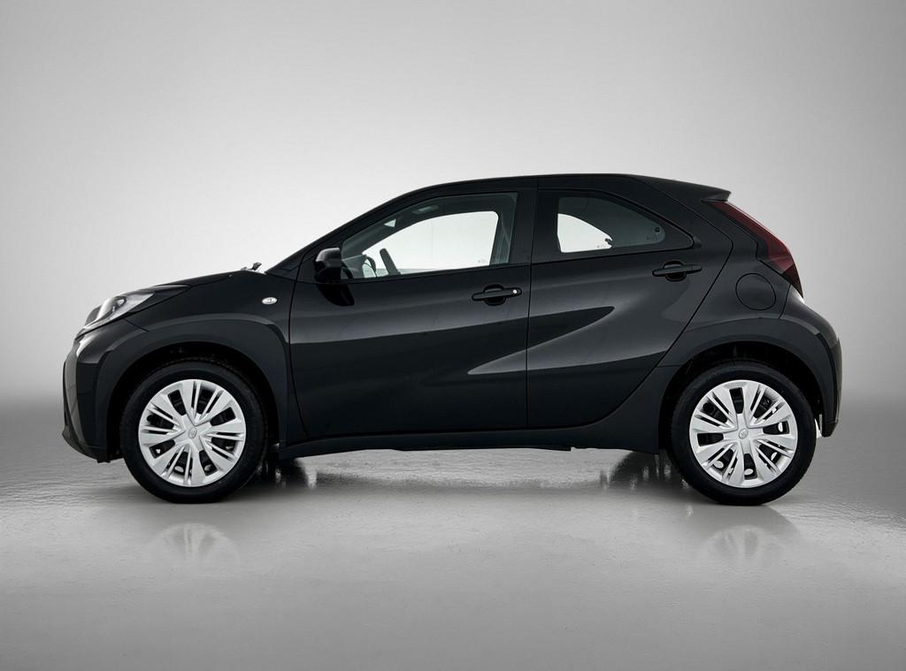 Toyota Aygo X 1.0 VVT-i MT Play *DEMO* | Metaallak | Apple C, 12 maanden, Stof, Euro 6, 920 kg
