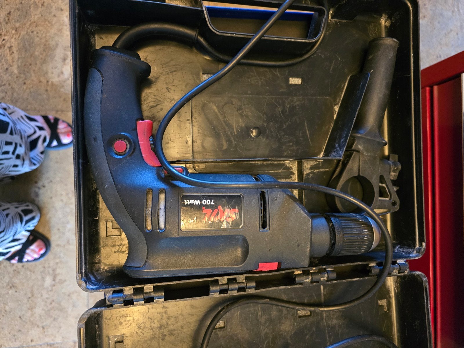 Skil Boormachine 700 Watt in Koffer, Variabele snelheid, Ophalen, Boormachine, Gebruikt