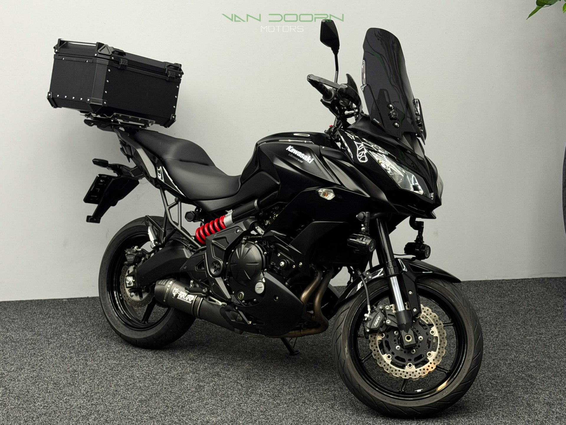 Kawasaki SALE! Versys 650 ABS | Mivv | Topkoffer | Verstrale, Traction Control, Info@vandoornmotors.nl, 649 cc, Kraaivenstraat 23-5
5048AB  TILBURG, NL