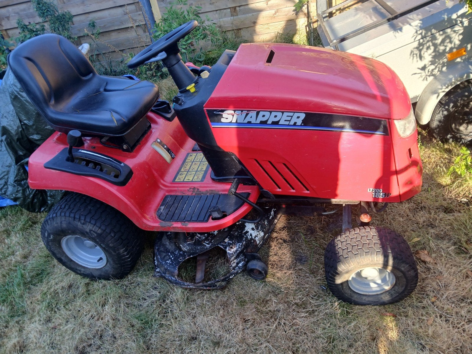 tuintrekker snapper zitmaaier 18.5 pk met maaideck, Tuin en Terras, Zitmaaiers, Ophalen