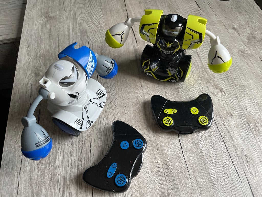 Boksrobotjes, Ophalen of Verzenden, Gebruikt