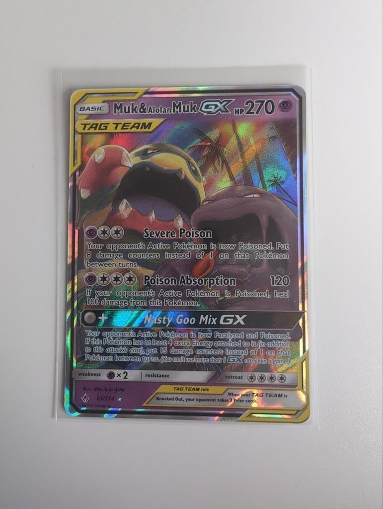 Muk & Alolan Muk GX 61/242 Pokémon kaart, Ophalen of Verzenden, Zo goed als nieuw