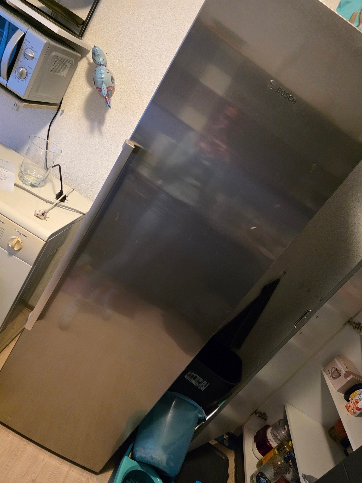 Zilveren koelkast van Bosch, zonder vriesfunctie., Witgoed en Apparatuur, Ophalen, Zonder vriesvak, 200 liter of meer, 160 cm of meer