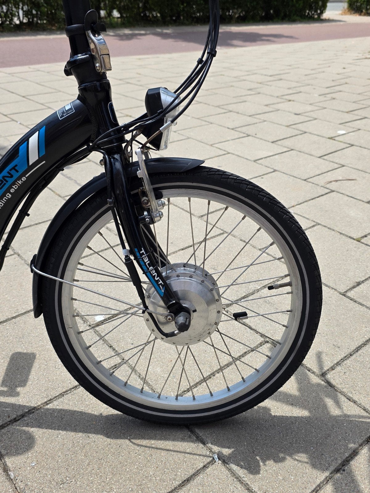 2dehands vouwfiets met acculader en goede accu, Fietsen en Brommers, Fietsen | Vouwfietsen, Overige merken, 20 inch of meer, Gebruikt