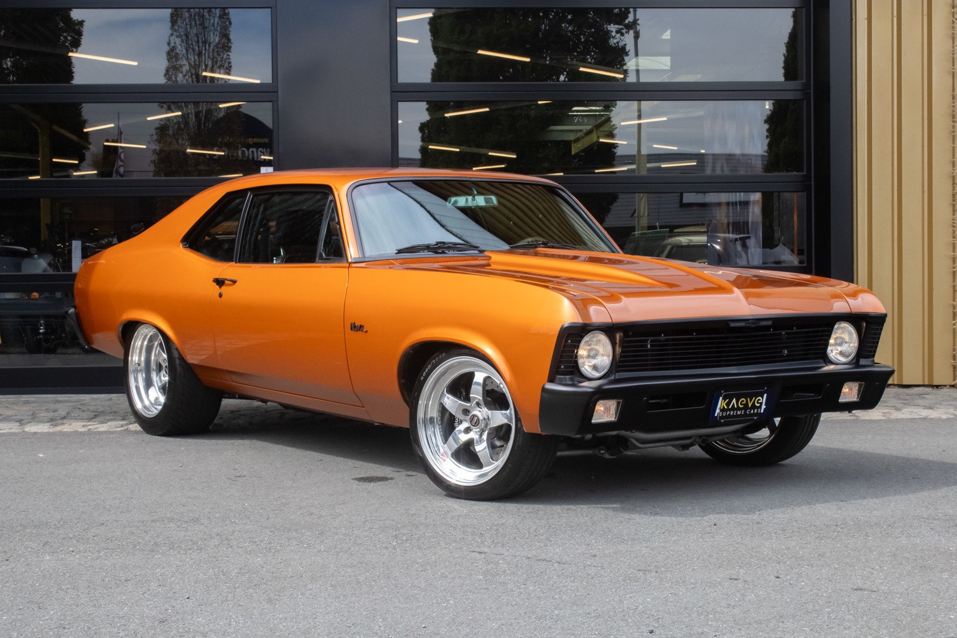 Chevrolet NOVA | 6.2 V8 L99 | Exceptional Restomod, Auto's, Automaat, Gebruikt, Overige kleuren, 4 stoelen