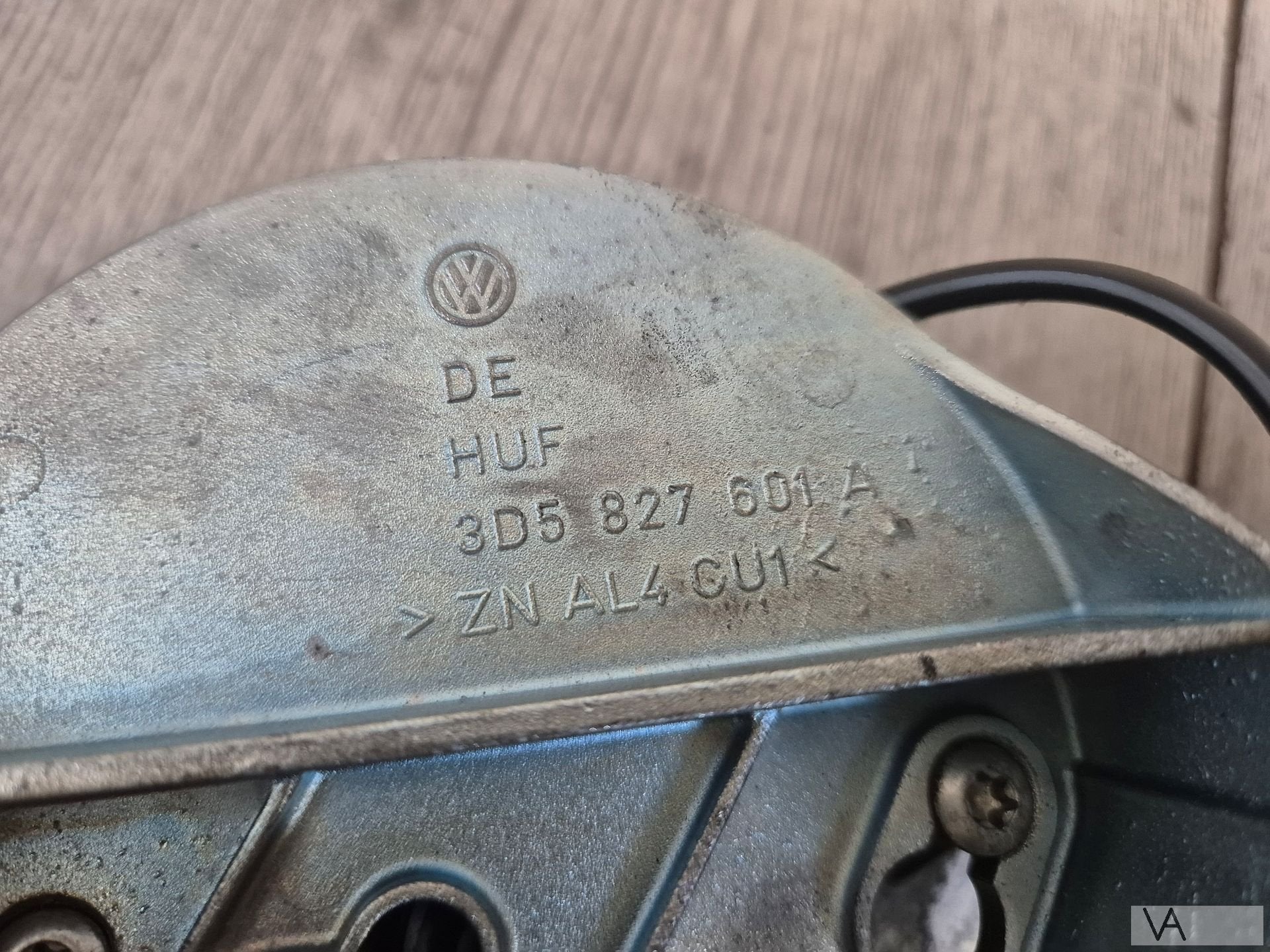 Achterklep opener schakelaar van VW Phaeton 3d5827601a €50, Gebruikt, -, Volkswagen, -