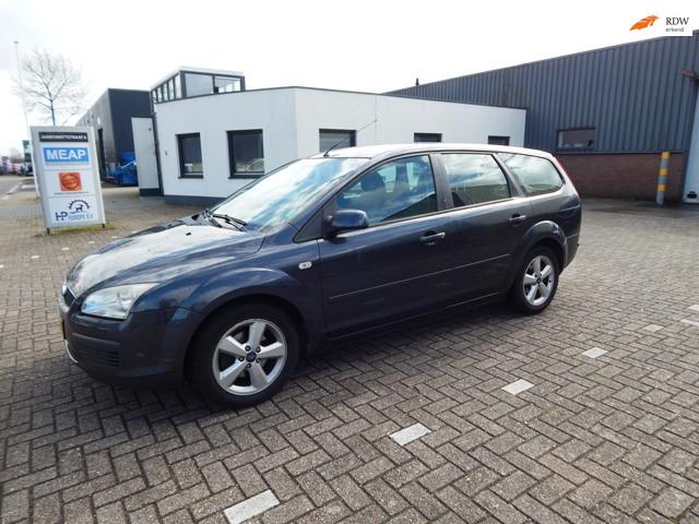 Ford Focus Wagon 1.6-16V Ambiente CLUTCH BAD !, Auto's, Ford, Bedrijf, Te koop, Focus, ABS, Airbags, Airconditioning, Centrale vergrendeling