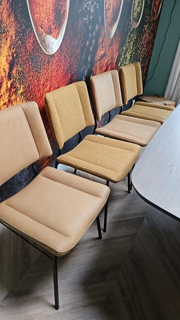 Xooon eetkamerstoelen oker/mosterdkleur, Huis en Inrichting, Stoelen, Ophalen, Gebruikt, Overige kleuren, Vier