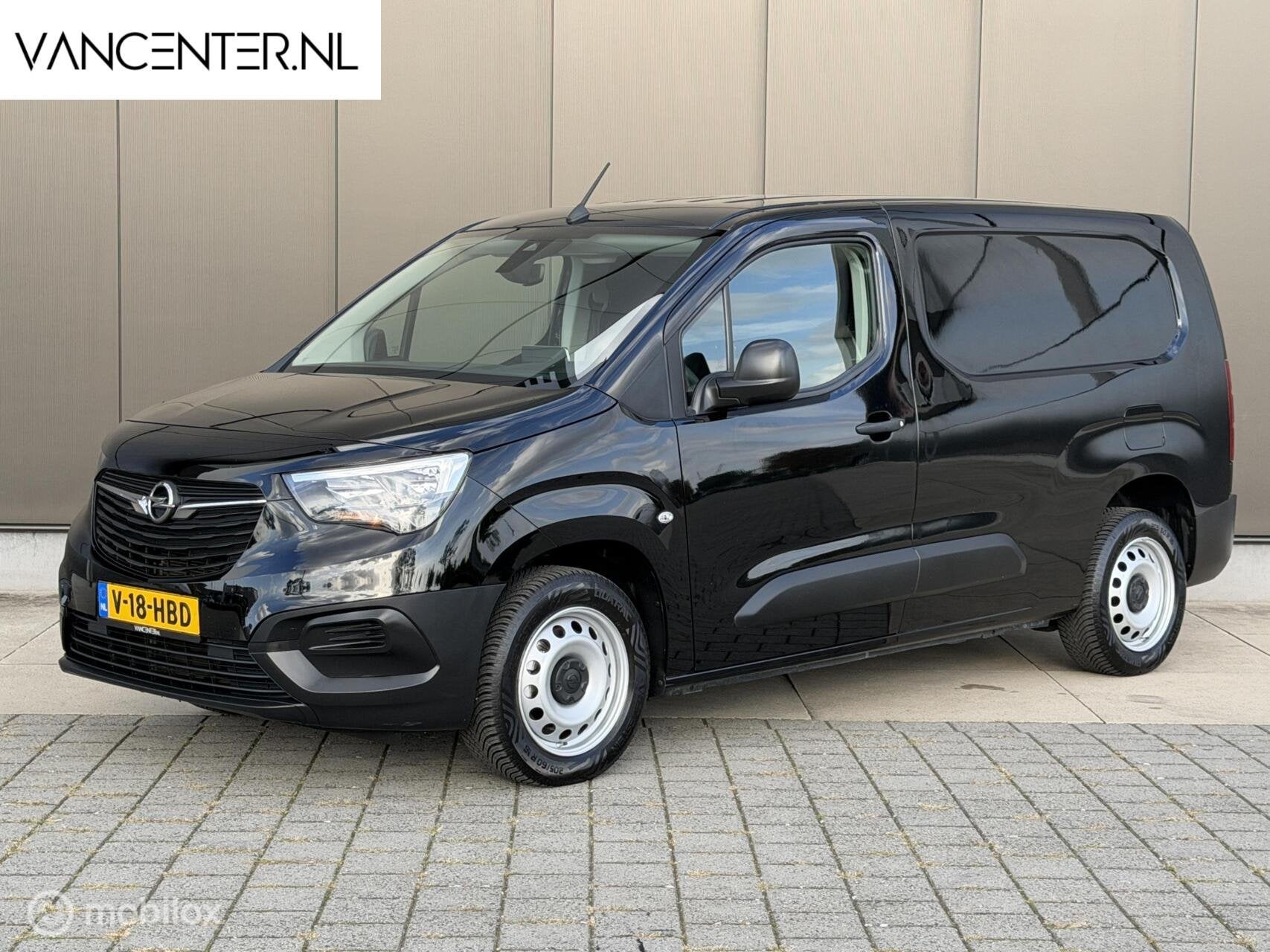 Opel Combo 1.5D L2 Lang Carplay Trekhaak Airco Zwart, Auto's, Voorwielaandrijving, Stof, Gebruikt, 4 cilinders