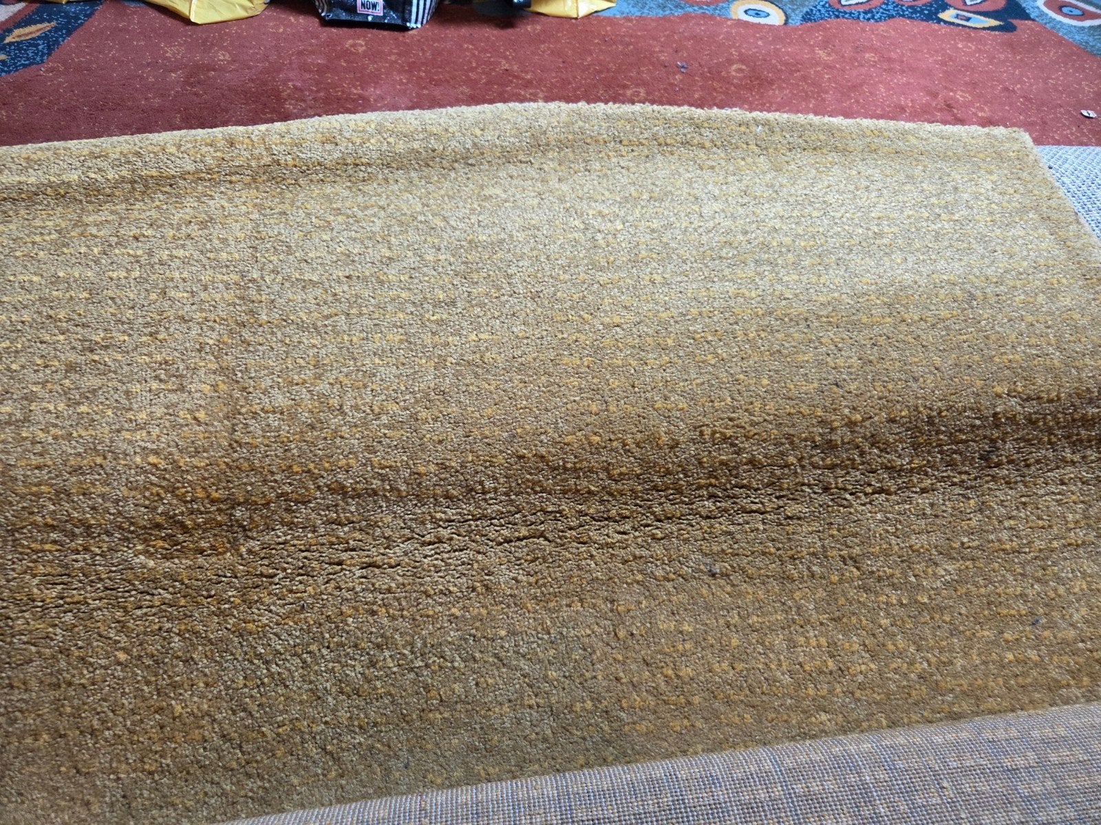 Okergeel kleed - Gebruikt met lichte vlekjes, Ophalen, Gebruikt, 100 tot 150 cm, Geel