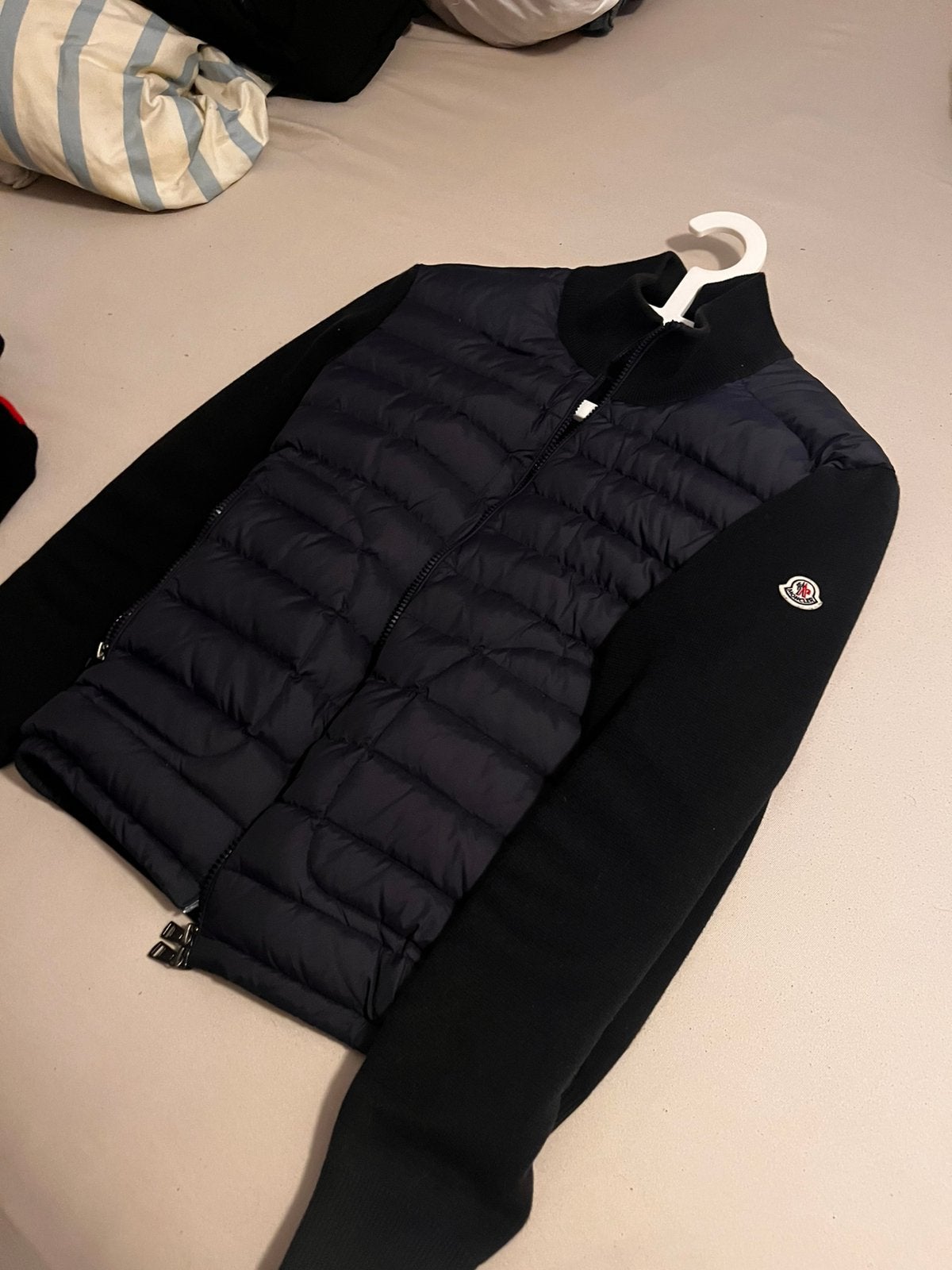 Donkerblauwe moncler cardigan, Ophalen of Verzenden, Zo goed als nieuw, Maat 46 (S) of kleiner, Blauw