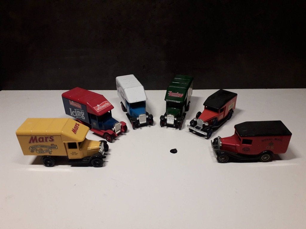 Oldtimer     lledo          oldtimers        mars       iglo, Ophalen of Verzenden, Zo goed als nieuw, Auto