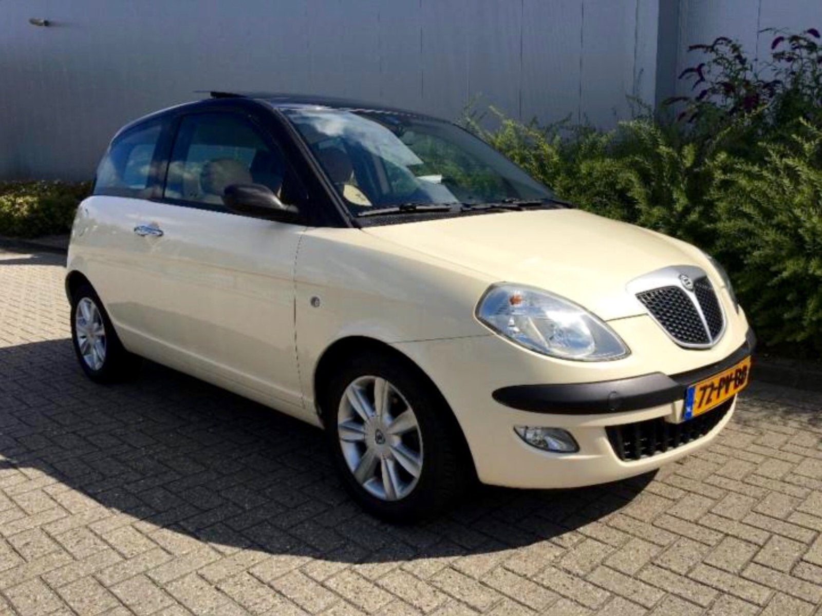 Lancia Ypsilon MOMO Design, 1.4 16V, Automaat, Platino Full, Auto's, 970 kg, 40 €/maand, Beige, 400 kg