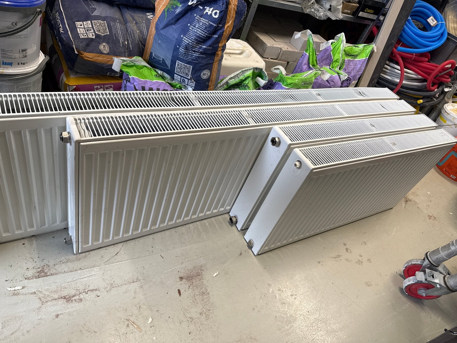 Diverse radiatoren: 1800x500, 1600x500 en 1000x500 (2x), 30 tot 80 cm, Gebruikt, Radiator, 150 cm of meer