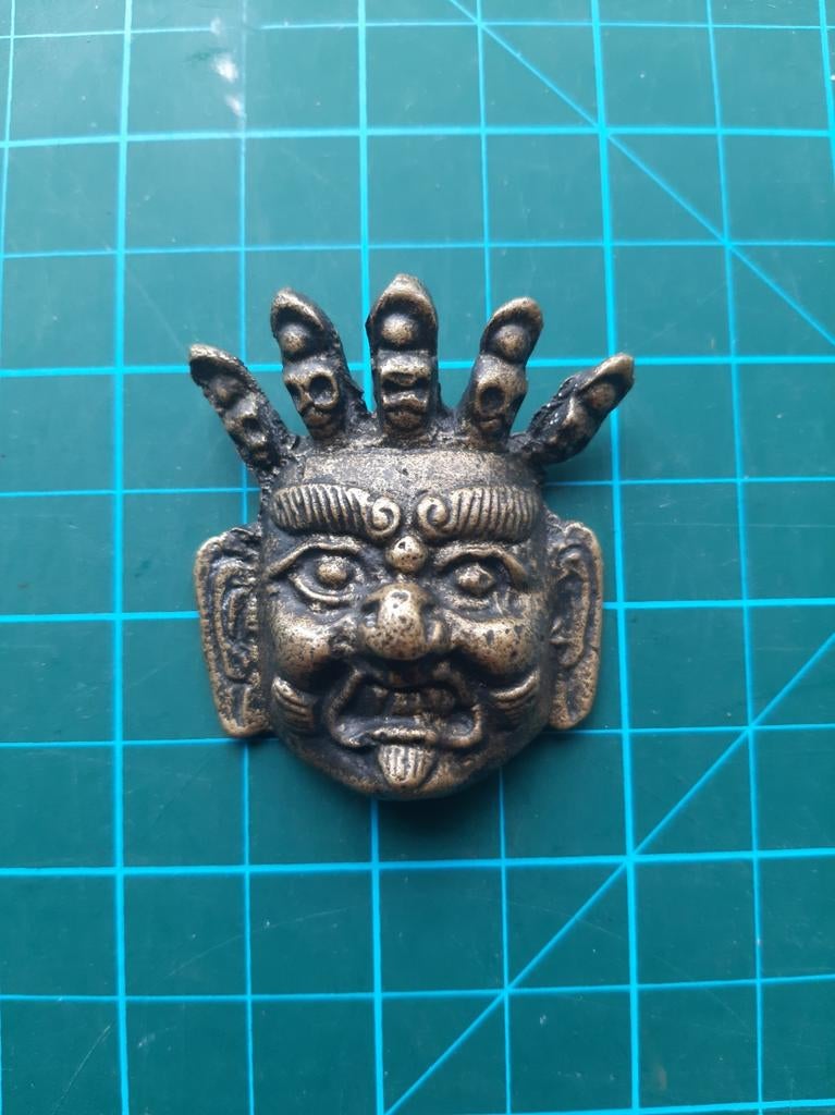 bronzen masker Mahakala amulet uit Nepal, Antiek en Kunst, Ophalen of Verzenden