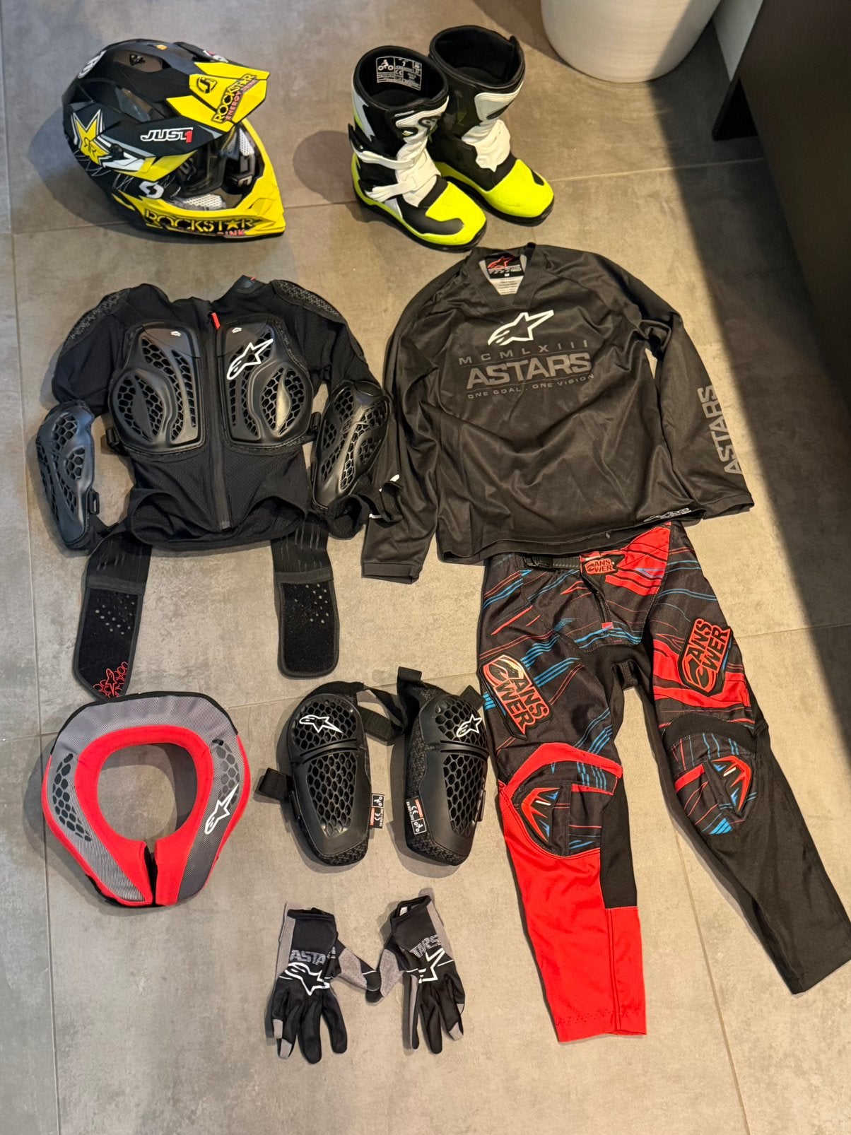 Motorcross kleding kinderen, Motoren, Kleding | Motorkleding, Ophalen, Tweedehands, Kinderen, Motorcrosskleding