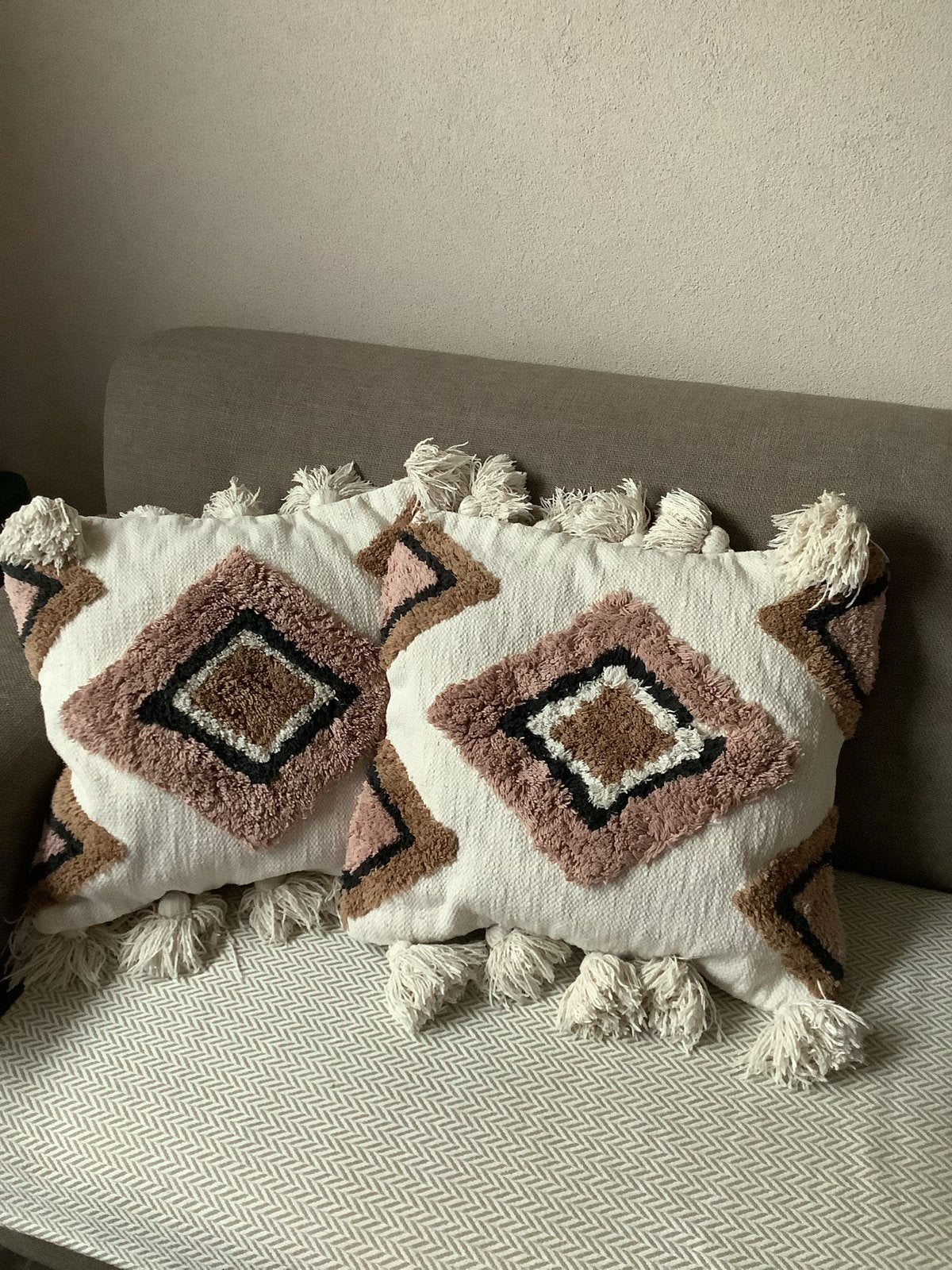 Set van 2 mooie sierkussens met kwastjes, Ophalen, Overige merken, Gebruikt, Meerkleurig
