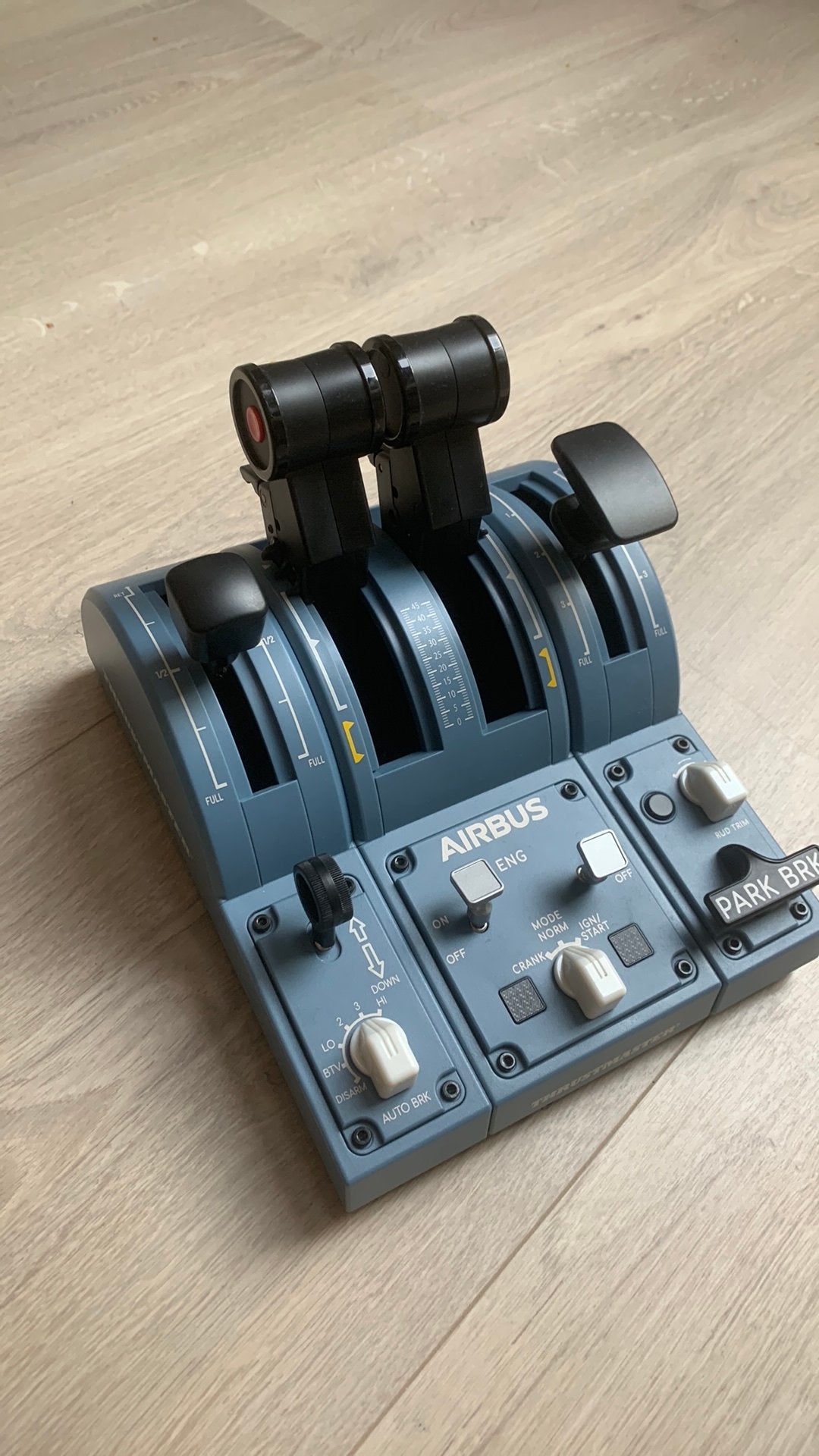 Thrustmaster TCA Quadrant set Airbus Edition, Ophalen of Verzenden, Zo goed als nieuw