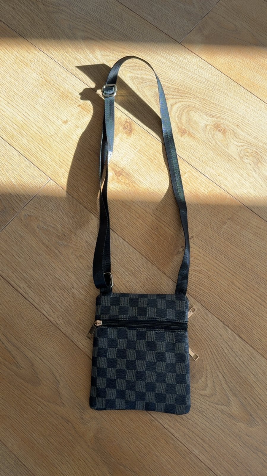 Stijlvolle LV tas - Donkergrijs geblokt design, Ophalen, Gebruikt, Grijs, Overige merken