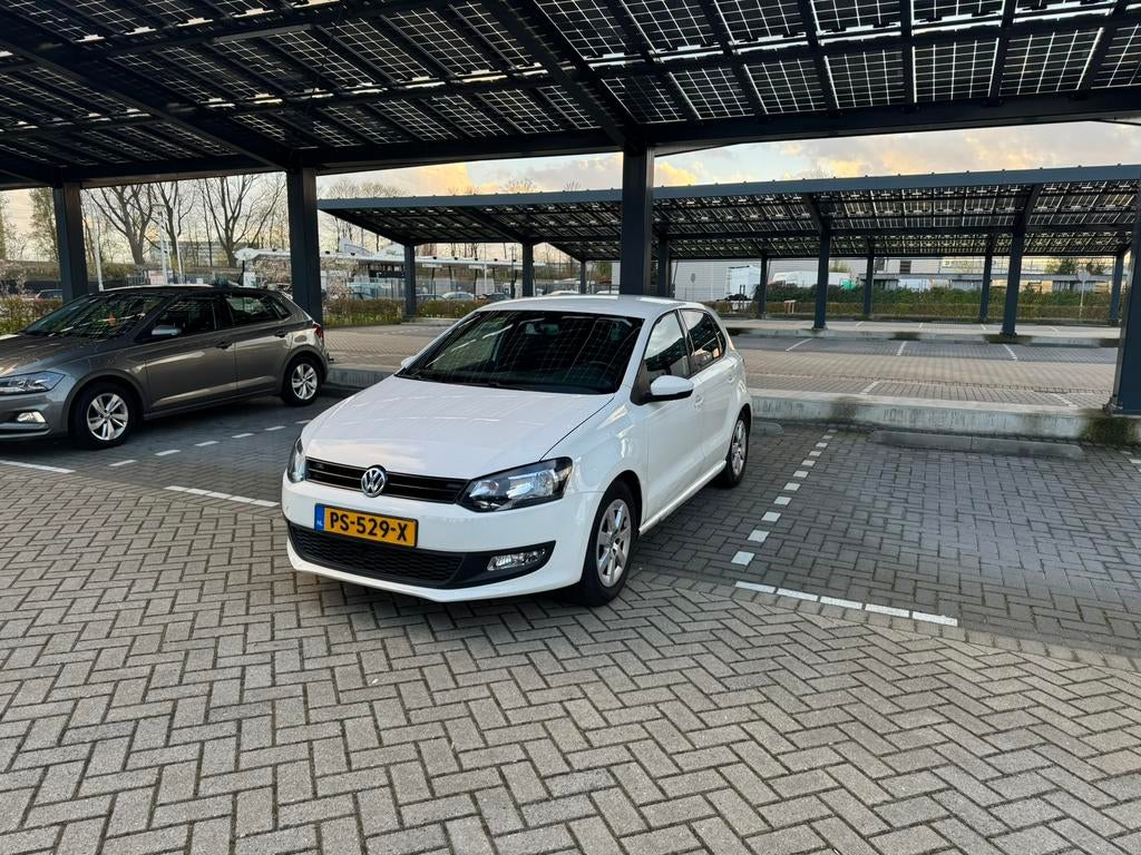Volkswagen Polo 1.2 TSI Highline 2012 Wit, Auto's, Volkswagen, Voorwielaandrijving, 40 €/maand, 4 cilinders, Leder en Stof