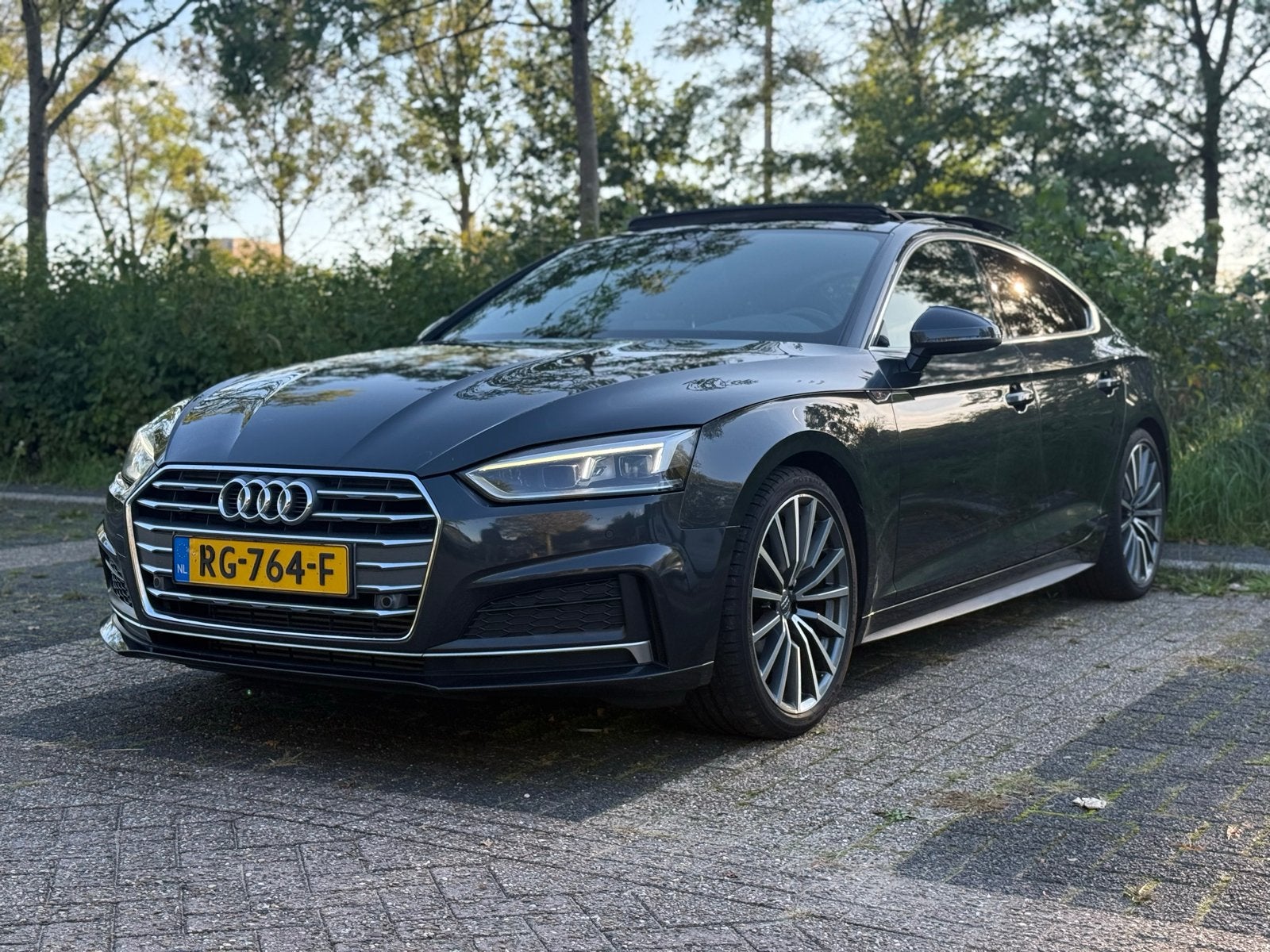 Audi A5 2.0 TFSI 190pk S Tronic 2017 Grijs, 1984 cc, Origineel Nederlands, 75 €/maand, Particulier