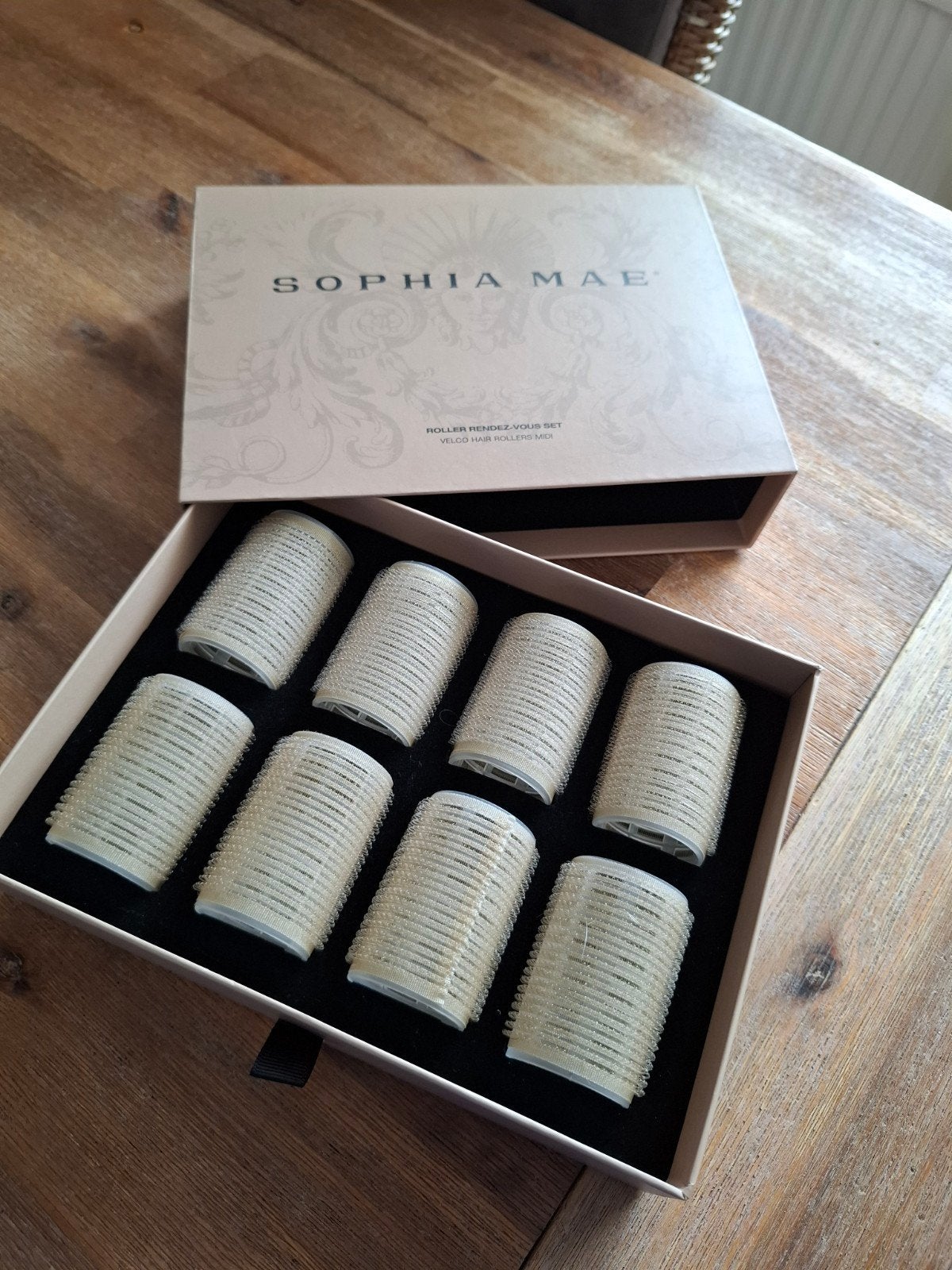 Sophia Mae Roller Rendez-Vous Set - Haarrollers, Sieraden, Tassen en Uiterlijk, Uiterlijk | Haarverzorging, Ophalen of Verzenden