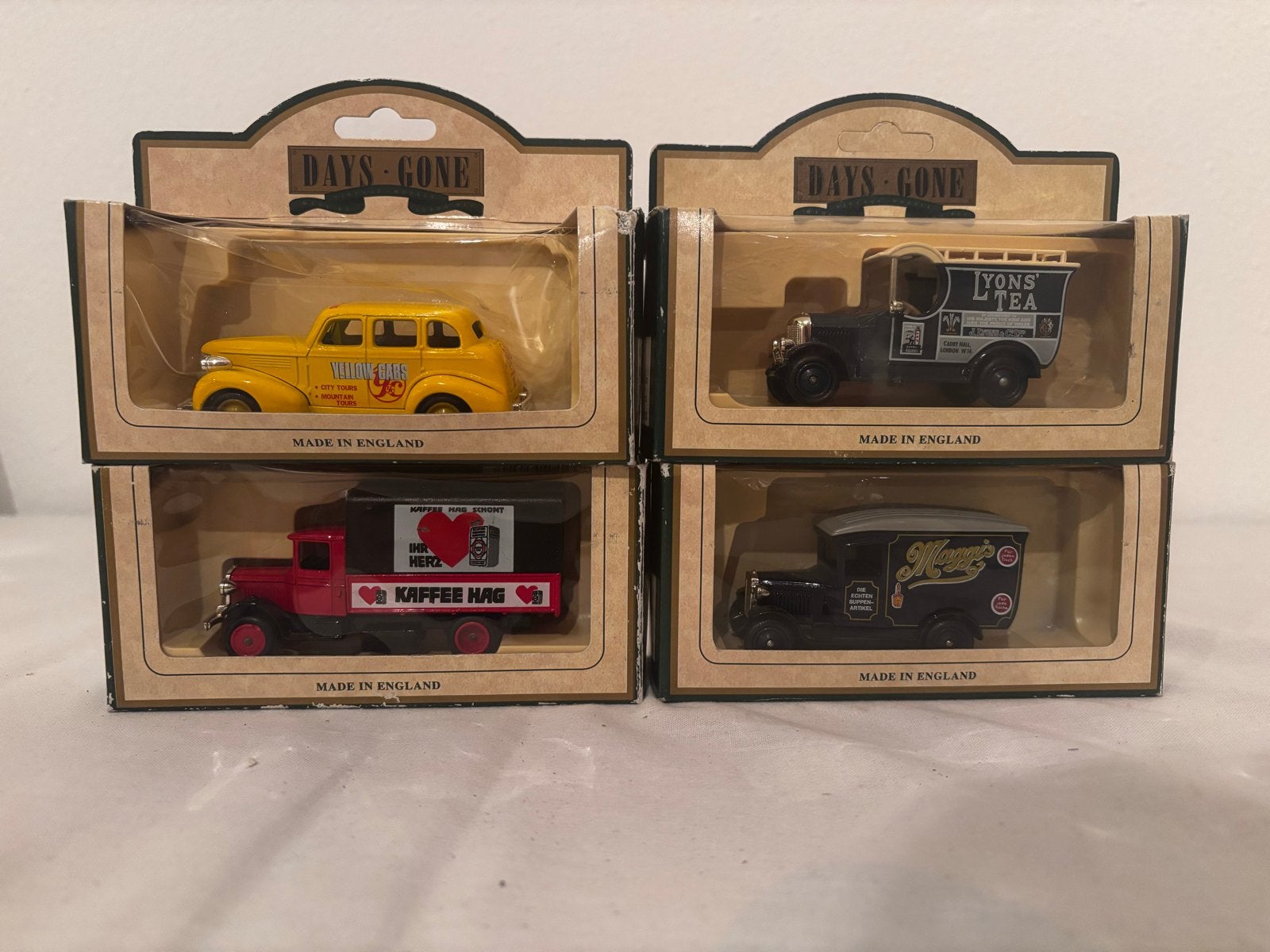 Days Gone Diecast Modelauto's - Vintage Collectie, Ophalen of Verzenden, Nieuw, Bus of Vrachtwagen, Overige merken