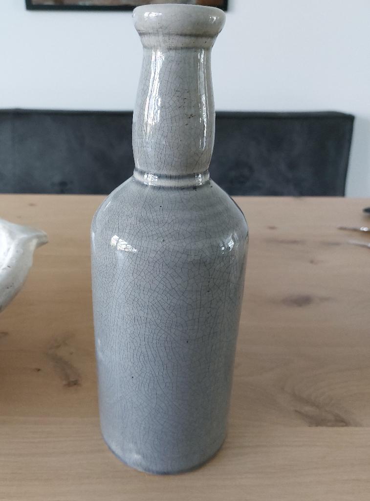 Mooie grijze keramische vaas. Brynxz., Overige kleuren, Aardewerk of Porselein, Ophalen of Verzenden, Zo goed als nieuw